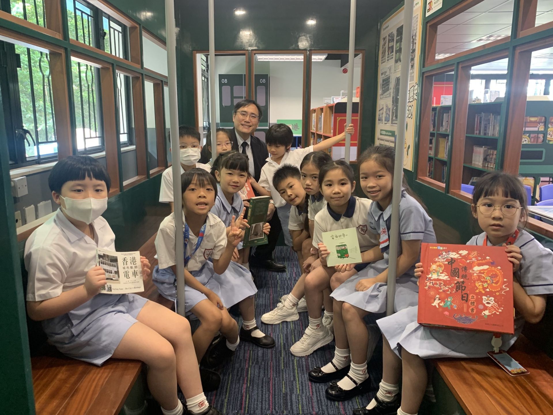 叮叮圖書館校長說故事