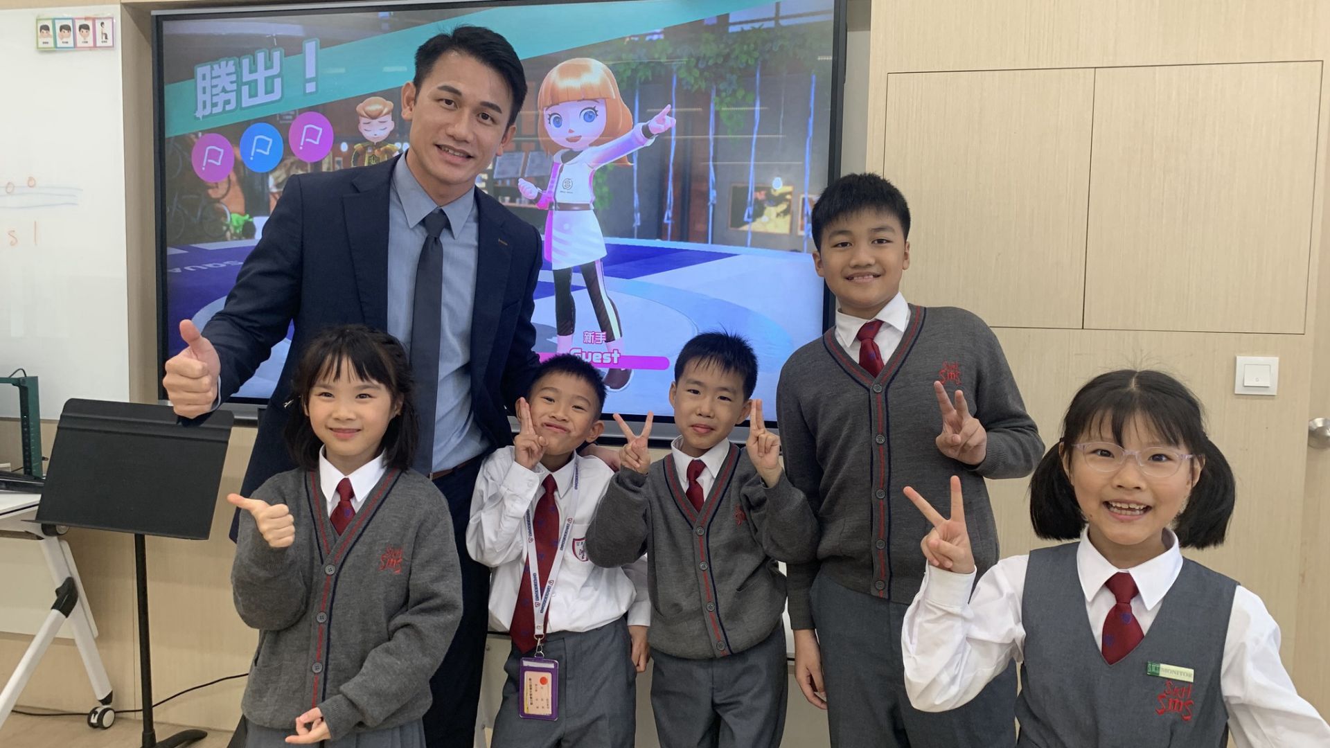 與鄧校長玩Switch